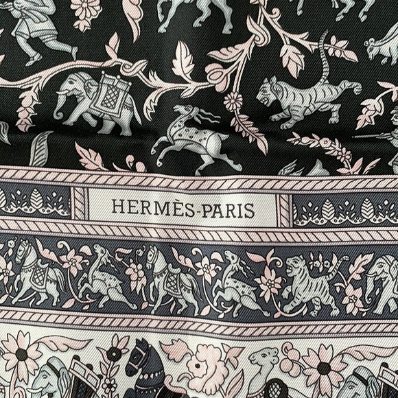 Hermes Chasse en Inde Silk scarf. Authentic. - Picture 4 of 7